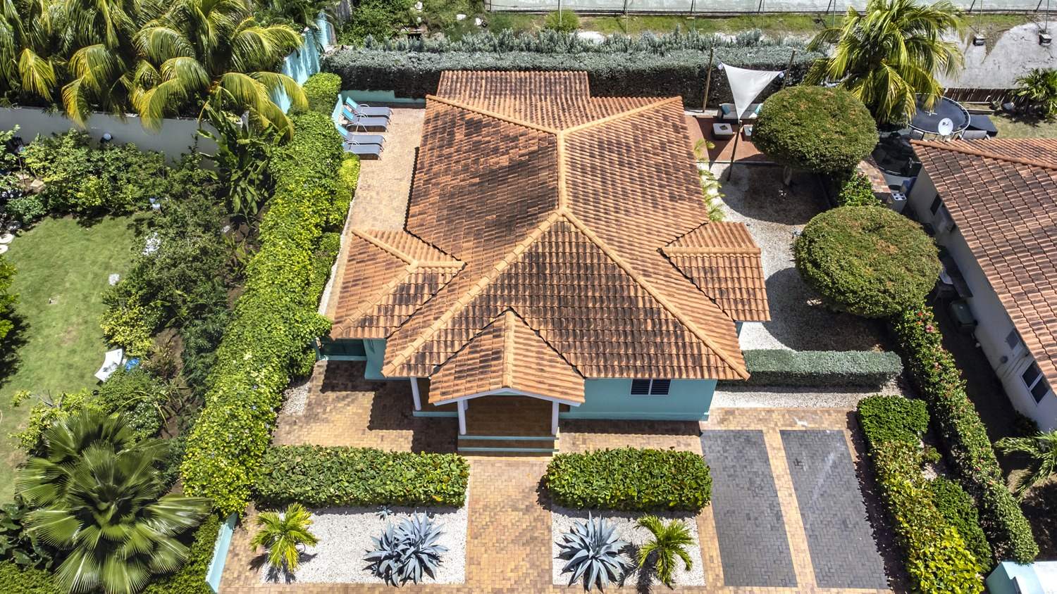 Luchtfoto van vakantievilla Kas di Goso op Marbella Estate